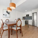Apartment Sea View Brand New 3br Luxury Retreat Pool Gym