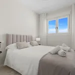 Sea View Brand New 3br Luxury Retreat Pool Gym Apartment Estepona