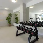 Apartment Sea View Brand New 3br Luxury Retreat Pool Gym