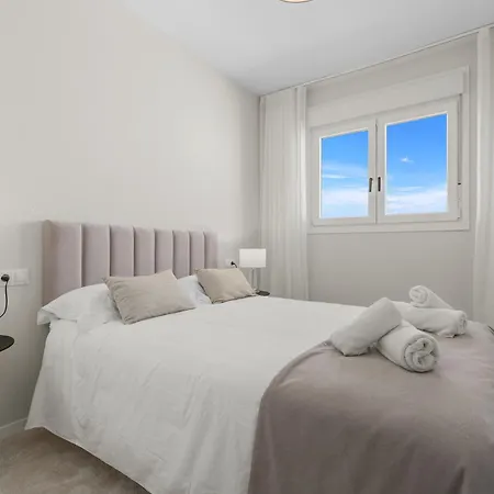 Sea View Brand New 3br Luxury Retreat Pool Gym Apartment Estepona