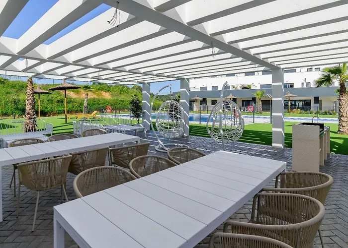 Sea View Brand New 3br Luxury Retreat Pool Gym Apartamento *