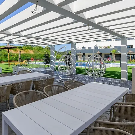 Sea View Brand New 3br Luxury Retreat Pool Gym Apartamento *